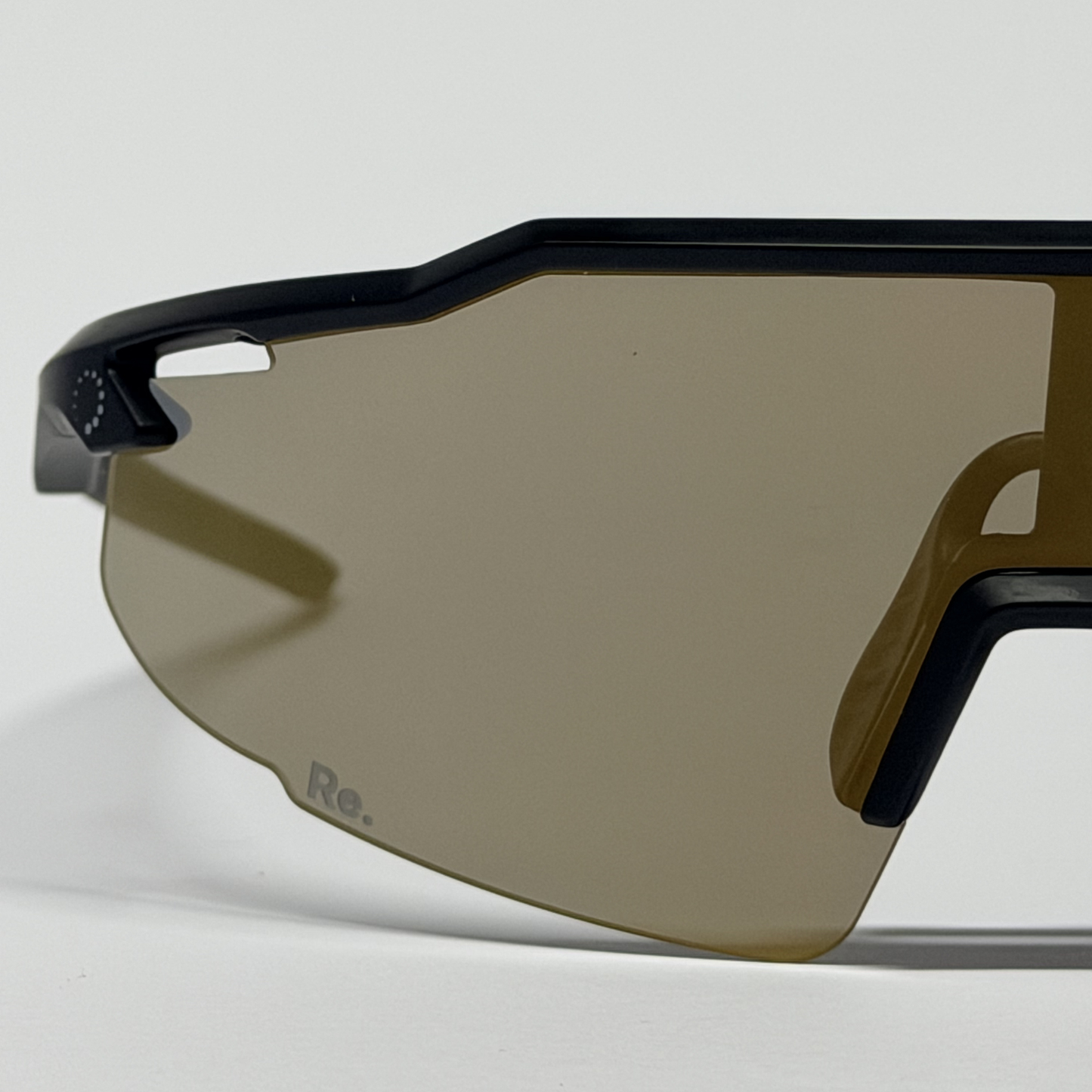 Re.balance: Protector Gold Running Sunglasses