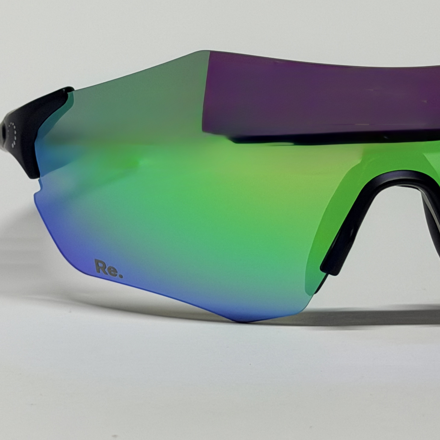 Re.flex: Protector Green Running Sunglasses