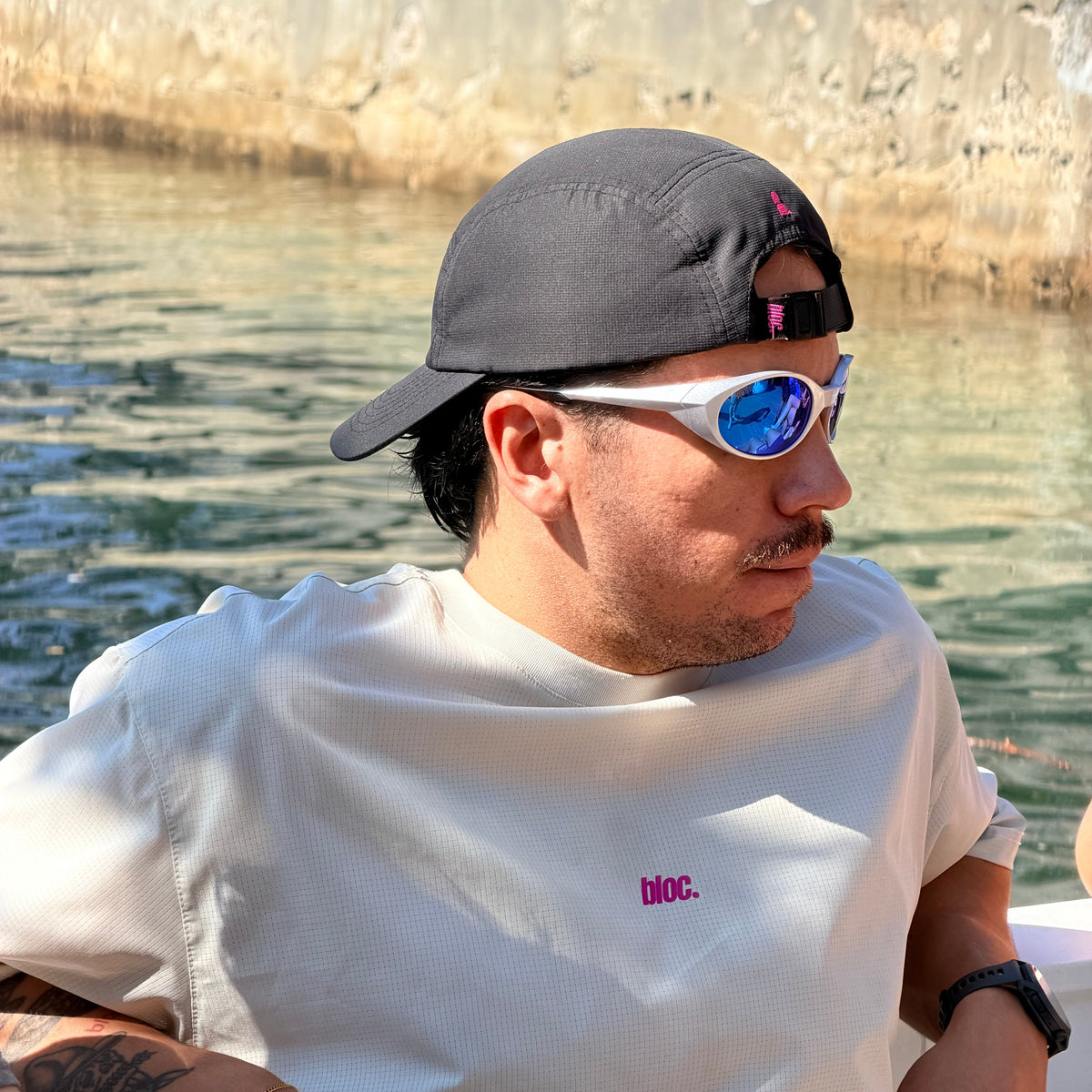 Re.wind: Silver / Blue Lifestyle Running Sunglasses