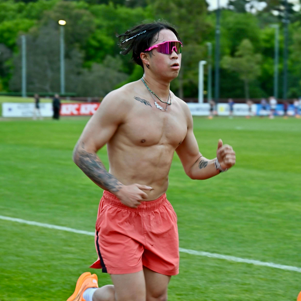 Runner wearing Re. sunglasses