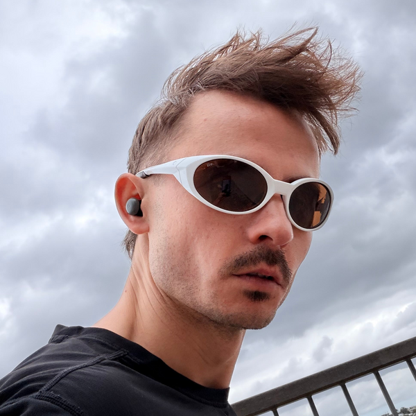 Man wearing Re.wind