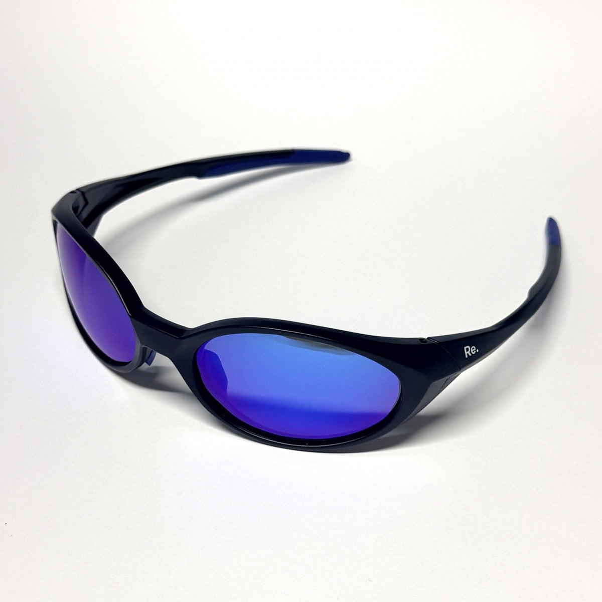 Re.wind Black / Blue threeq