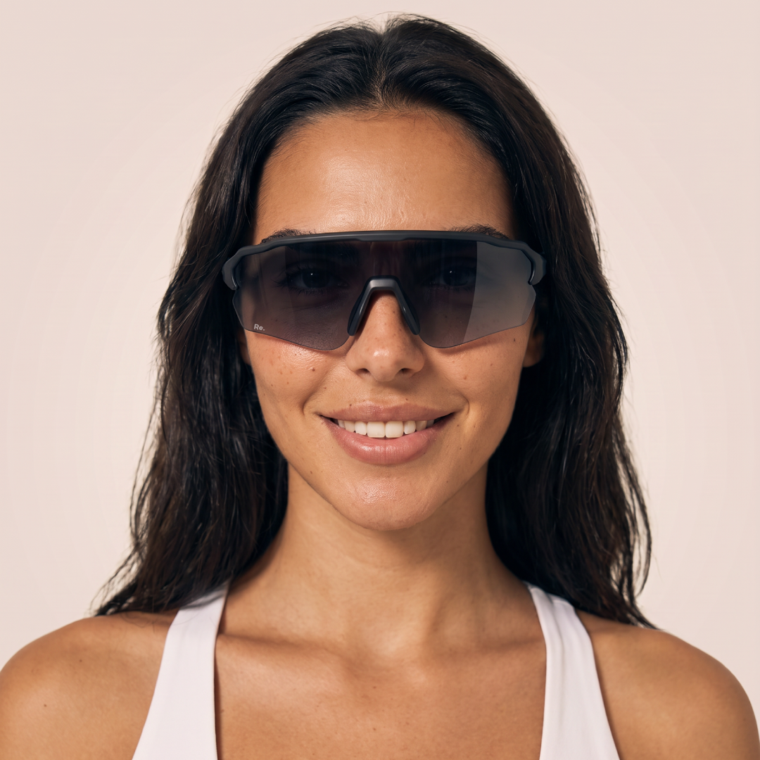 Re.silience Adaptor Light Running Sunglasses model headshot female